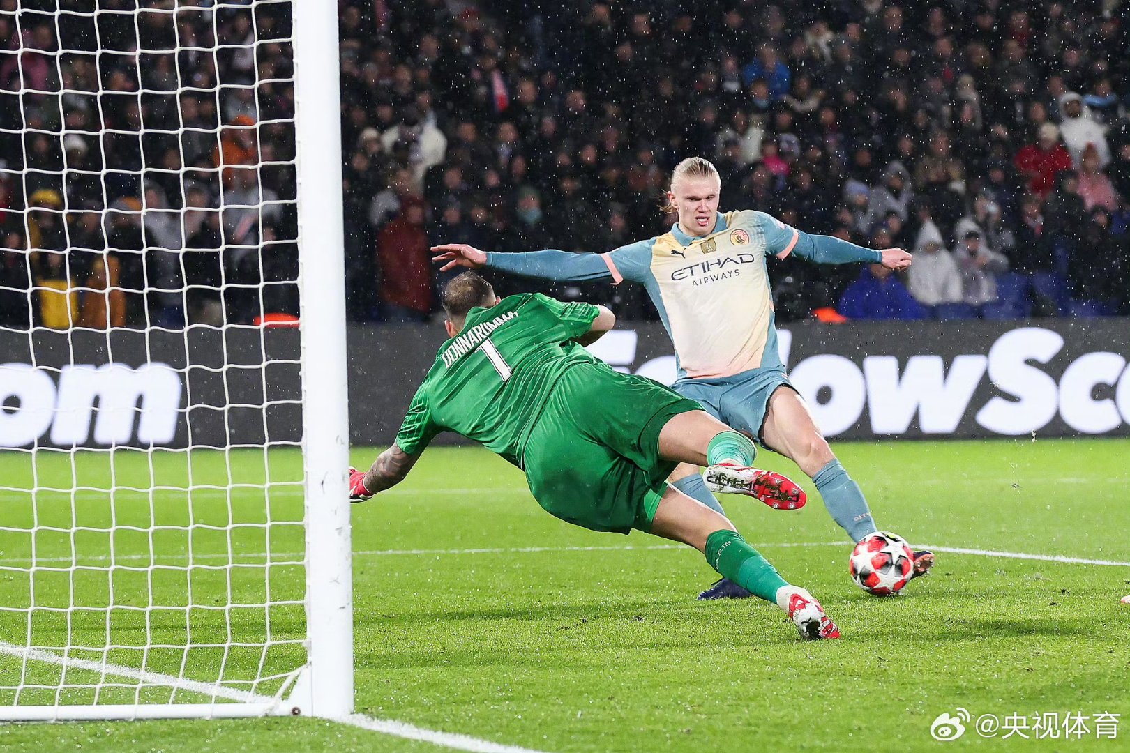 比利亚雷亚尔外线爆发塞维利亚冲刺阶段防线松动,杜兰特在曼联比赛中精彩发挥瞬间刷屏的简单介绍 比利亚雷亚尔外线爆发塞维利亚冲刺阶段防线松动,杜兰特在曼联比赛中精彩发挥瞬间刷屏的简单介绍