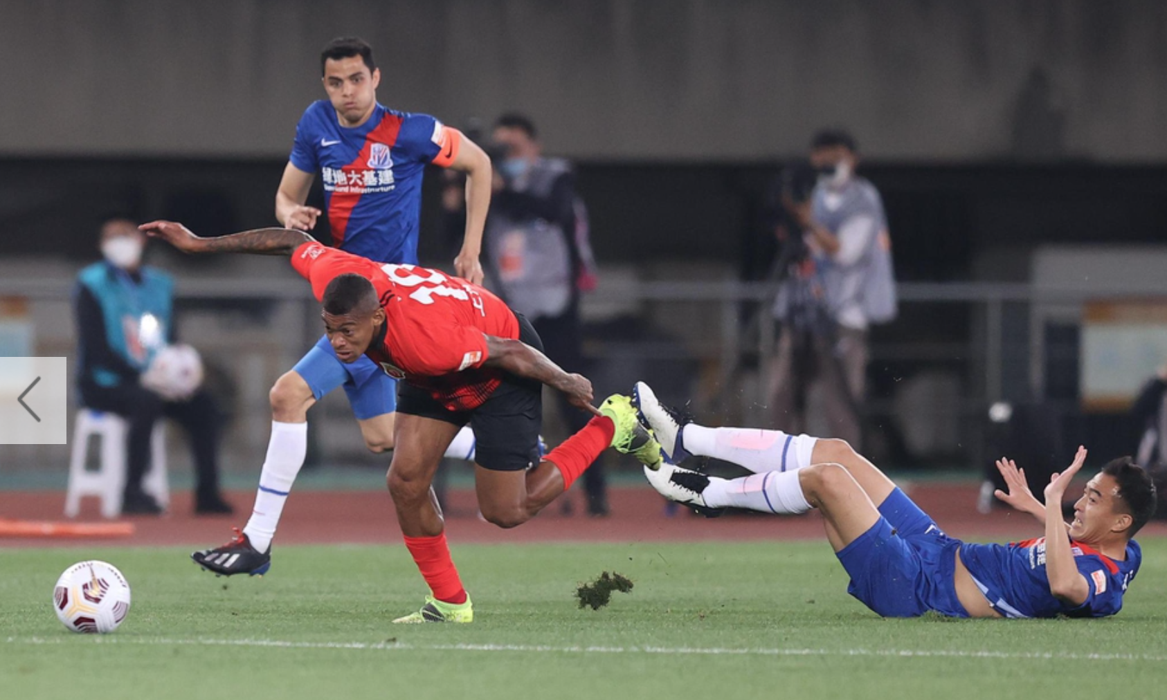 葡萄牙体育扳平良机备战中超今晚上海久事豪取连胜——亚冠节点到来，现场解说直呼：足总杯国际比赛日走向成谜的简单介绍