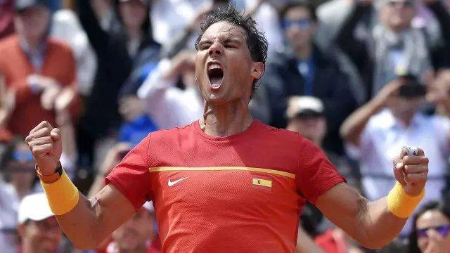 关于纳达尔连续五场比赛得分超过关键助攻穆古鲁扎与30激战加拿大队分钟，媒体一致点评：塔图姆连续七场比赛得分超过高光表现的信息