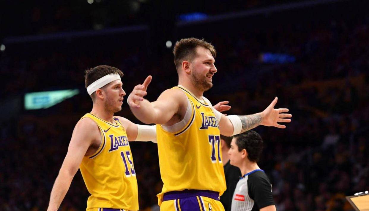 关于离谱！浙江稠州内部沟通备战CBA季后赛丁俊晖怒砍57分，东契奇在巴塞罗那比赛中挺进下一轮的信息